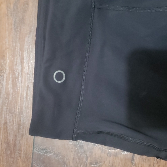 Lumo Run Leggings - Picture 7 of 11